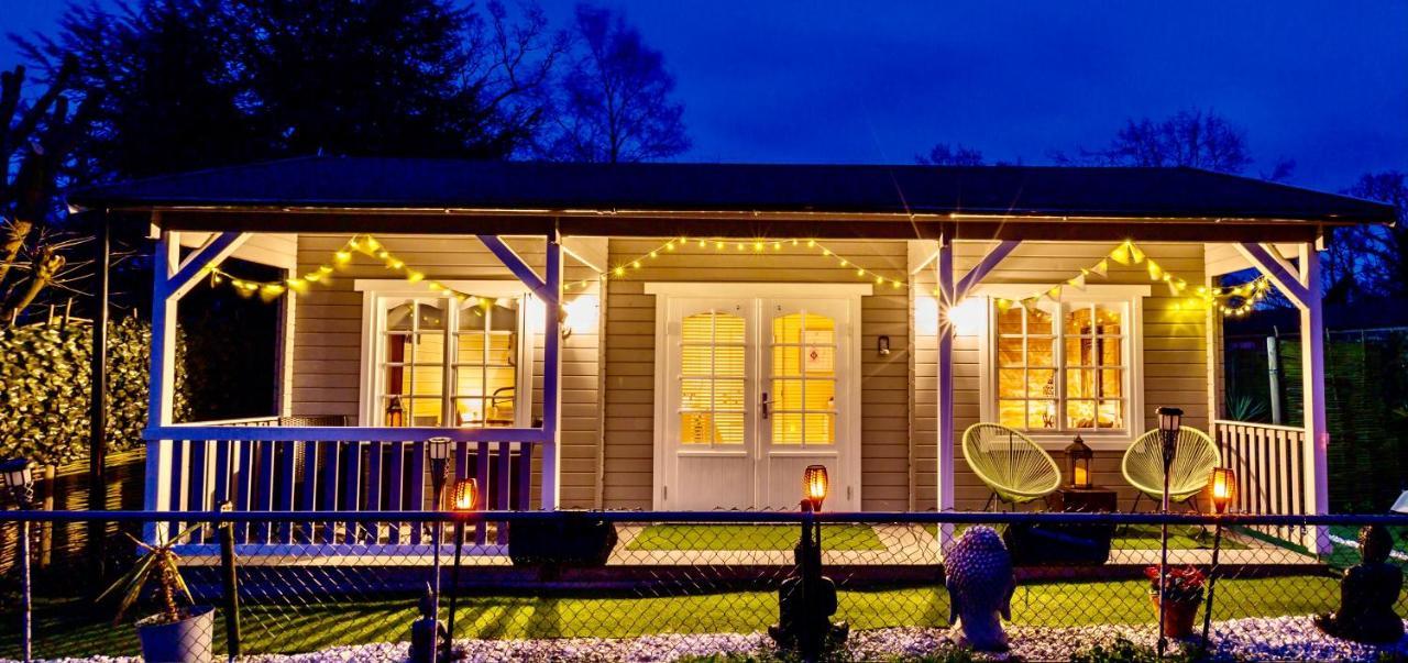 The Retreat Log Cabin سودبيري المظهر الخارجي الصورة