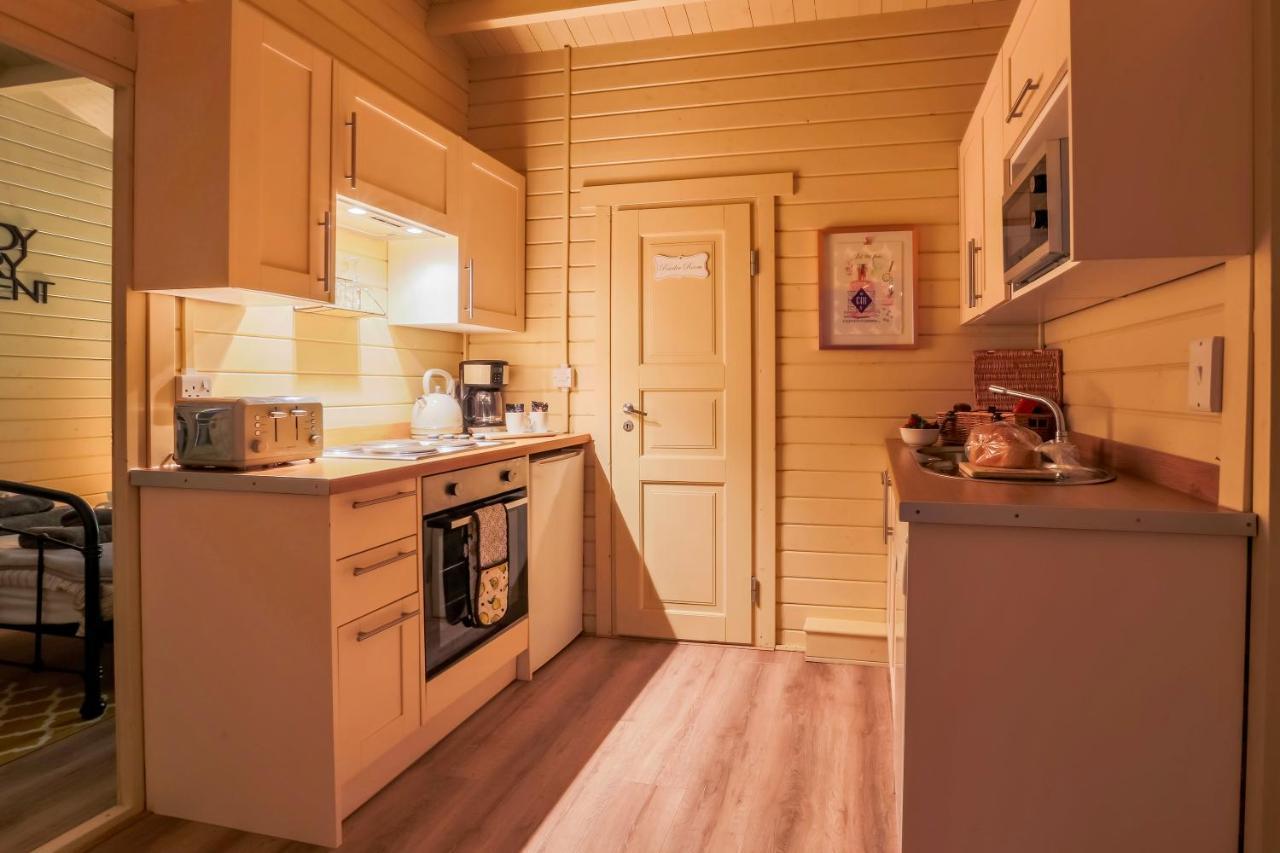 The Retreat Log Cabin سودبيري المظهر الخارجي الصورة