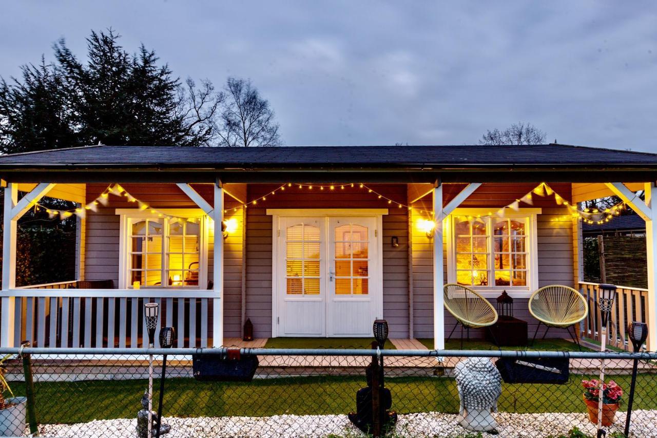 The Retreat Log Cabin سودبيري المظهر الخارجي الصورة