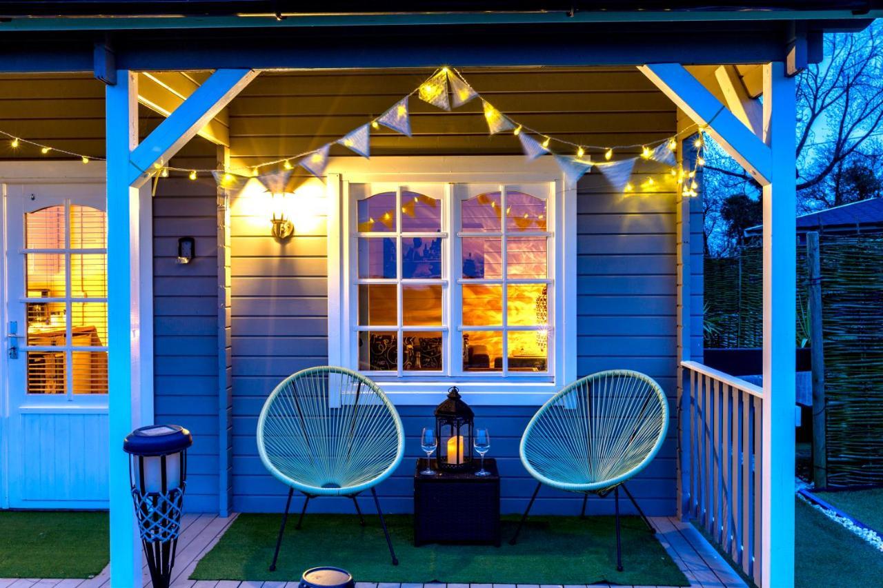 The Retreat Log Cabin سودبيري المظهر الخارجي الصورة