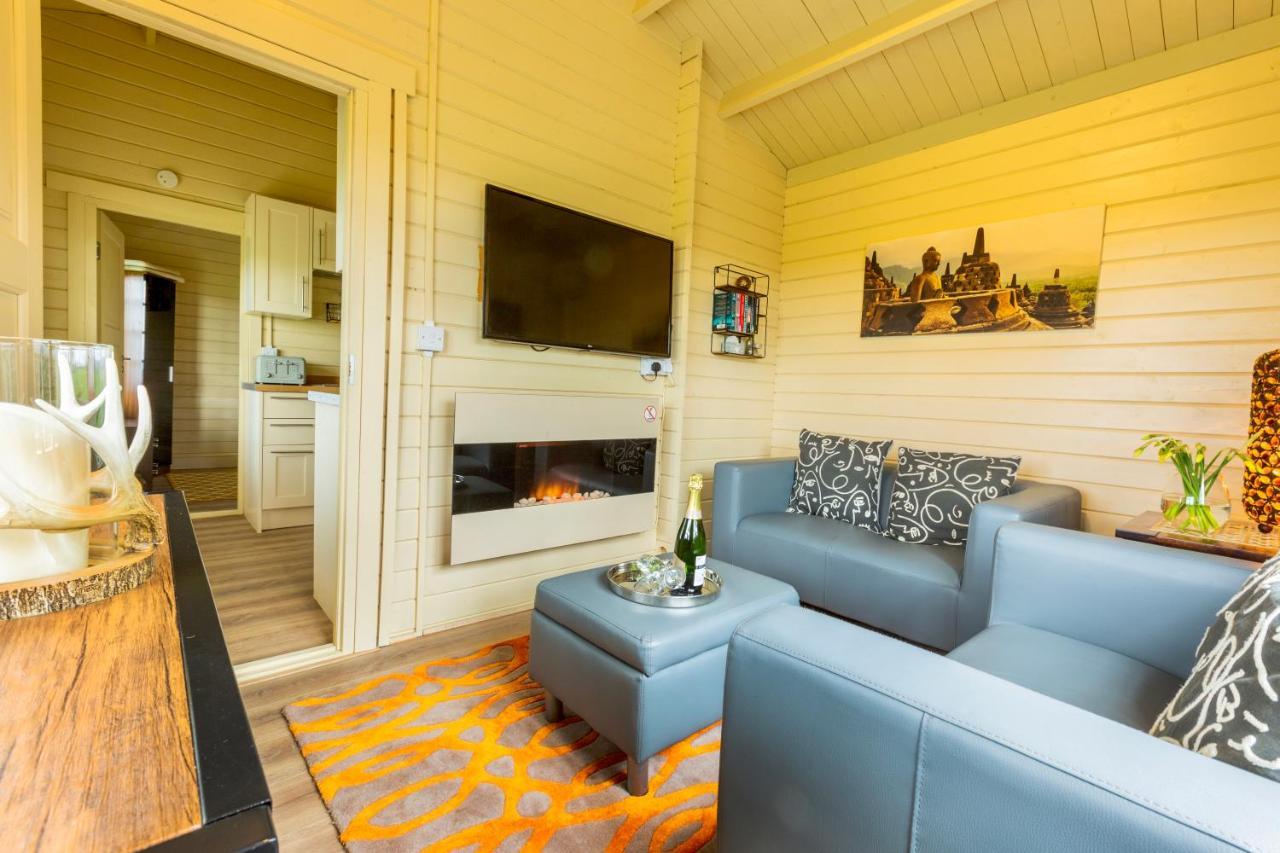 The Retreat Log Cabin سودبيري المظهر الخارجي الصورة