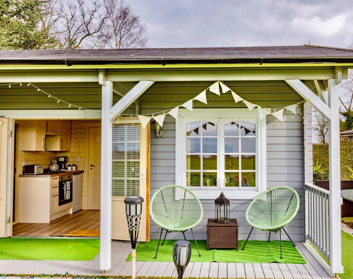 The Retreat Log Cabin سودبيري المظهر الخارجي الصورة